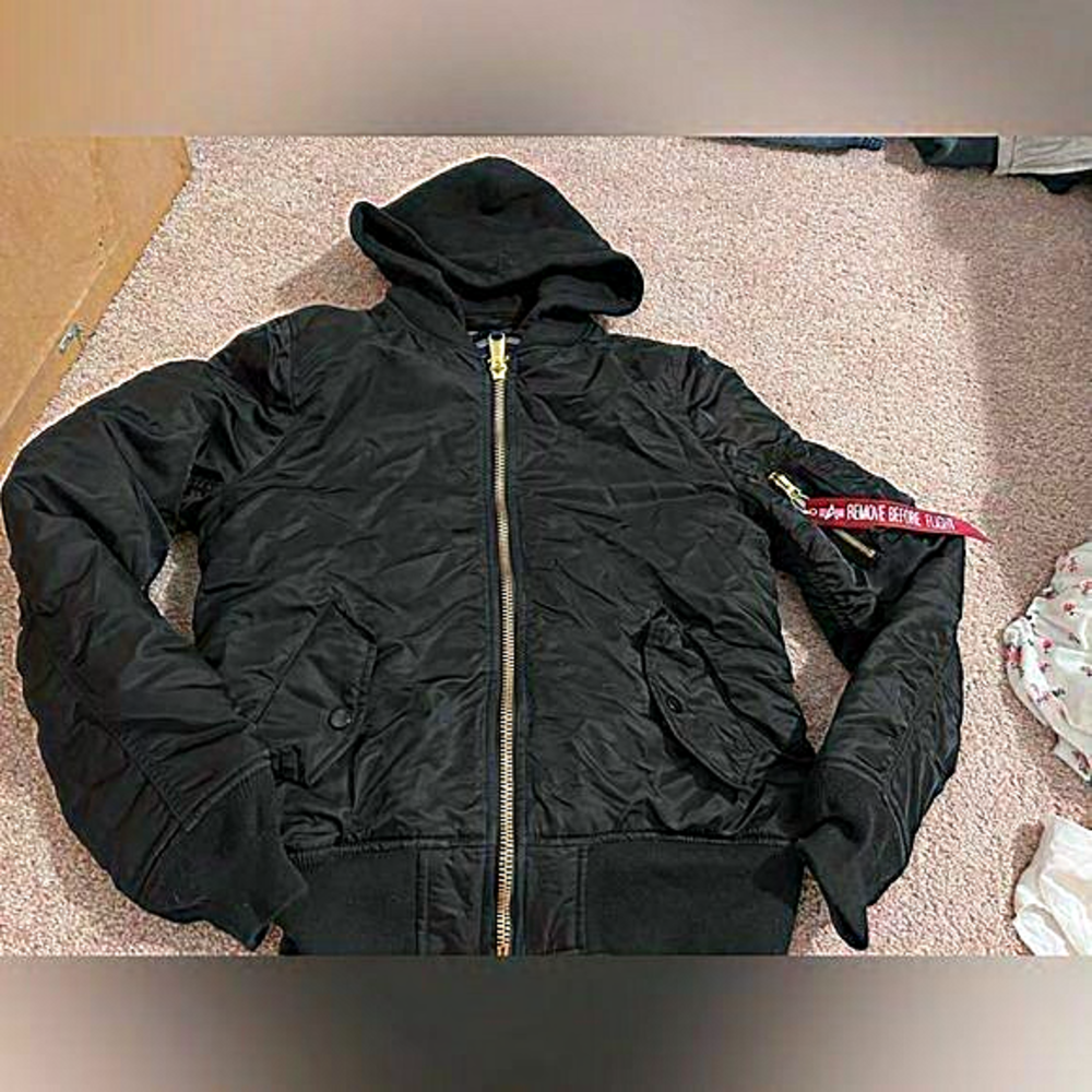 Alfa jacket - Picture 1 of 9